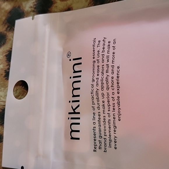 ๐ BEAUTY BUNDLE - Picture 6 of 9